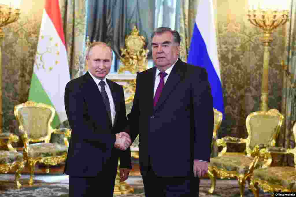 RUSSIA -- Russian President Vladimir Putin meets with his Tajik counterpart Emomali Rahmon at the Kremlin in Moscow, April 17, 2019