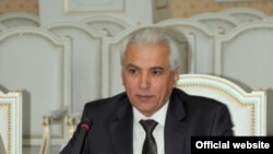 Tajik Foreign Minister Hamrokhon Zarifi participates in Tajik-U.S. talks in Dushanbe on April 11, 2012