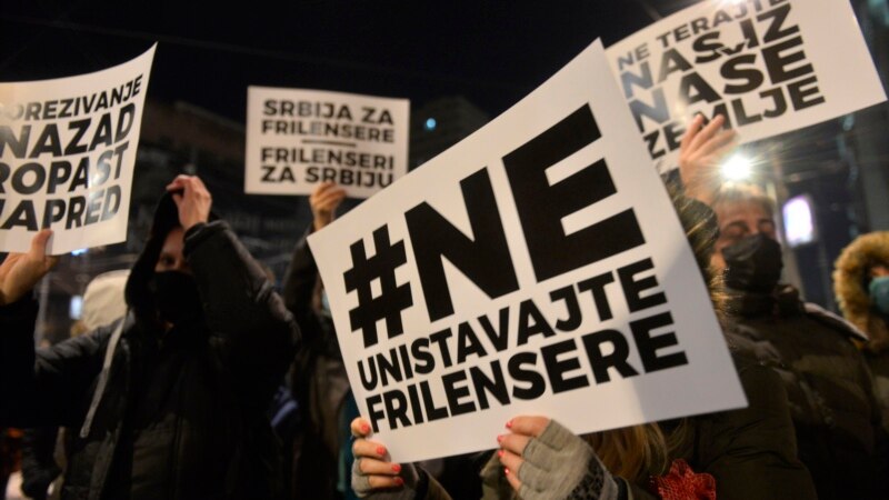 Vlada Srbije pozvala frilensere na novi razgovor o porezu