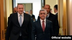 Armenian President Serzh Sarkisian is due to meet with his Georgian counterpart Giorgi Margvelashvili in Tbilisi as well as other officials. (file photo)