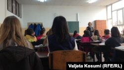 Nxënës në një shkollë në Prishtinë...