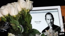 Umro Steve Jobs, tvorac kompanije Apple 