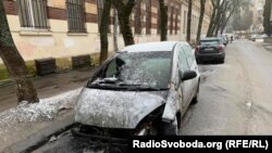 Автомобіль, що належить журналістці Радіо Свобода Галині Терещук, підпалили опівночі 30 січня у Львові. Ніхто не постраждав