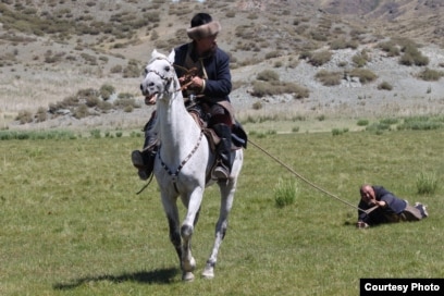 Өзіңіз түсірген бейнефильм