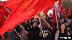 Armenia - Supporters of the Armenian Revolutionary Federation attend an election campaign rally in Yerevan, 30Mar2017.