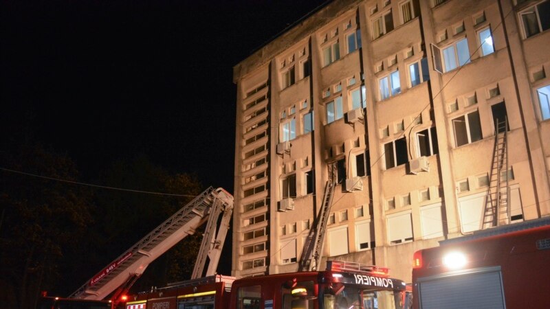 Најмалку 10 жртви во пожар во болница во Романија