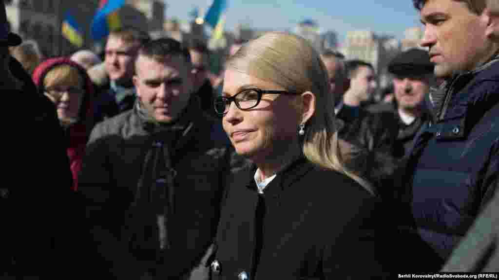 Также на митинге присутствовала председатель партии «Батькивщина» Юлия Тимошенко, от которой Надежда Савченко избрана народным депутатом Украины
