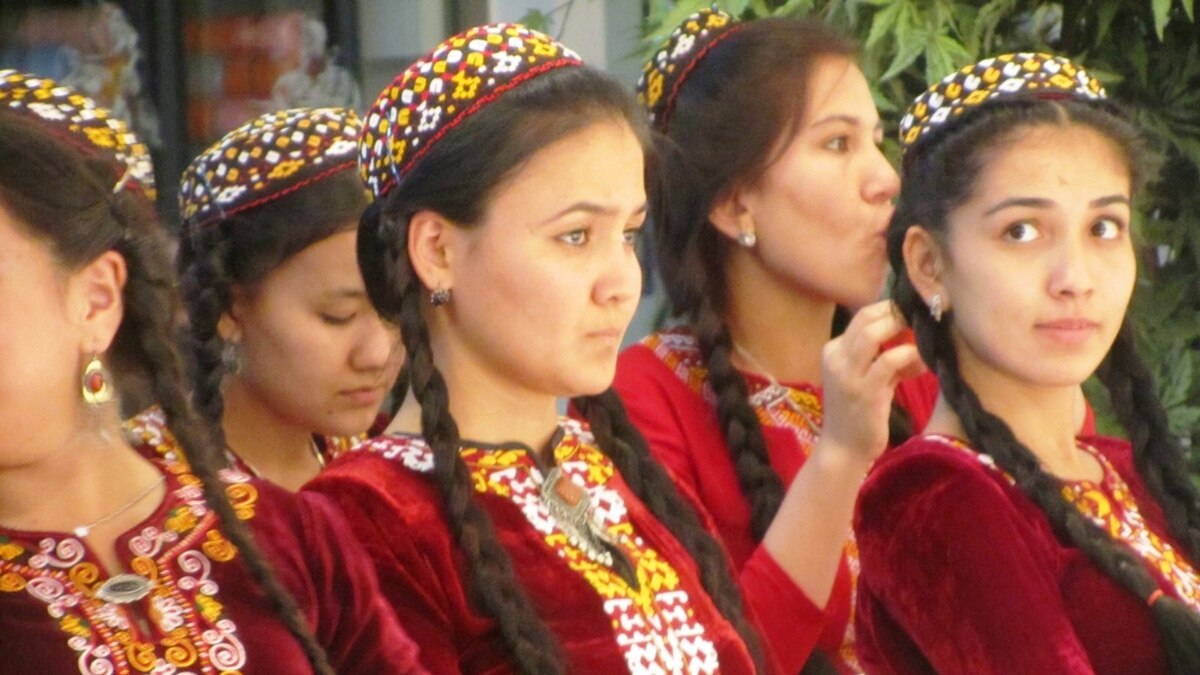 Turkmen Students Forced To Buy Theater Tickets - Vimarsana News