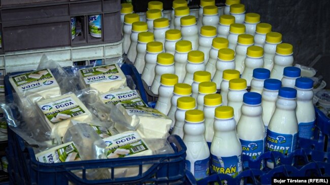 Disa nga produktet e qumështores Doda.