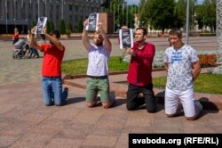 Праграмісты на каленях