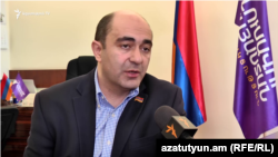Глава фракции «Лусавор Айастан» Эдмон Марукян