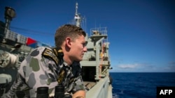 جست‌وجوها که نزدیک به دو ماه از آن می‌گذرد هنوز هیچ نتیجه‌ ملموسی در بر نداشته است