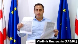 Как утверждает Георгий Вашадзе, ксерокопии в его руках – это неоспоримые доказательства преступного сговора власти и избирательной администрации