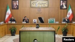 یکی از نشست‌های کابینه جمهوری اسلامی پس از کشته شدن ابراهیم رئیسی در سانحه سقوط بالگرد که به ریاست محمد مخبر برگزار شد