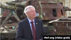 Сенатор-республіканець США Ліндсі Грем під час пресконференції. Київ, 10 липня 2026 року