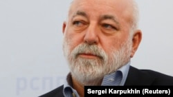 U.S. regulatory filings call Columbus Nova a "U.S. affiliate" of Russian billionaire Viktor Vekselberg's conglomerate.