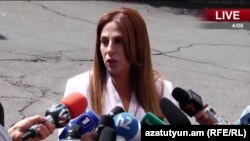 «Երկիր Ծիրանի» կուսակցության առաջնորդ Զարուհի Փոստանջյան, արխիվ