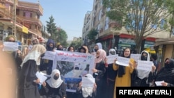 تعداد ی از زنان معترض در کابل 