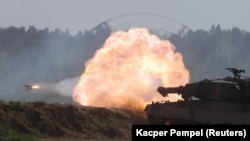 За словами співрозмовників видання, Києву потрібні американські M1 Abrams і німецькі Leopard