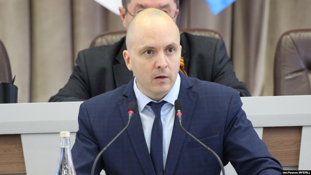 Евгений Маслов