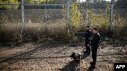 Български гранични полицаи на границата с Турция