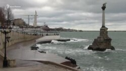 Шторм в Севастополе