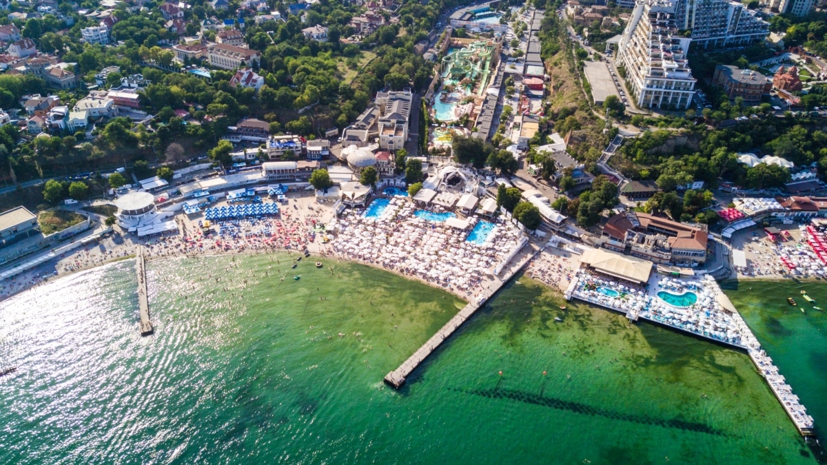 Вантажівки бізнесменів, які виїхали з Одещини до Росії, передадуть ЗСУ – голова ОВА