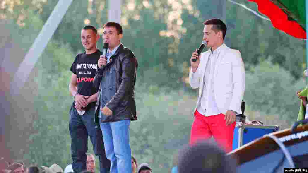 Мингәр авылы. "Барс Медиа" артистлары сәхнәсе