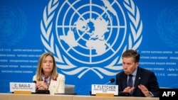 Zyrtarë të OKB-së gjatë konferencës për media të mbajtur në Gjenevë lidhur me pasojat që pritet të sjellë fenomeni klimatik, El Ninjo. 