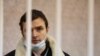Börtönbe zártak egy belarusz bloggert két videó miatt