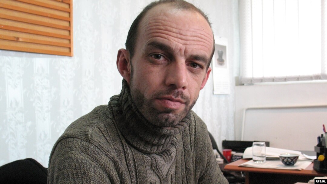 Rajabi Mirzo has been unable to open a new newspaper since "Ruzi nav" was shut down.