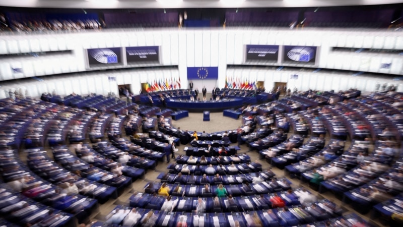 Parlamentul European solicită sprijin „adecvat” pentru R. Moldova și Ucraina în procesul aderării la UE