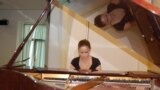 Алия Рысалиева, Кыргызстан. 25.4.2011.