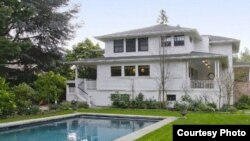 Mark Zuckerberg-in evi