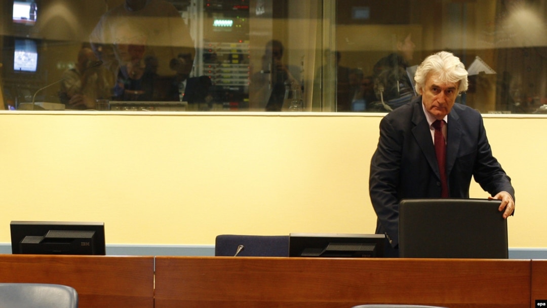 Radovan Karadžić, perd Haškim sudom optužen za genocid i druge ratne zločine u Bosni i Hercegovini 