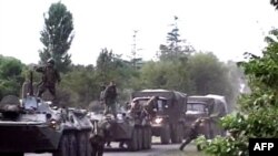Накануне операции на административной границе Абхазии и Грузии были сосредоточены крупные силы российской армии
