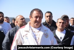 Armenian businessman Gagik Tsarukian photographed during a visit to the pedestal construction site.