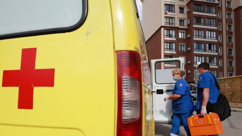 В Севастополе заметили более 20 «скорых», они ехали в военный госпиталь РФ – телеграм-канал