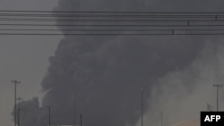 دود ناشی از یکی از حملات ایران در بندر جبل‌علی دبی