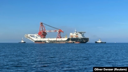 Руски кораби се отправиха към Балтийско море, за да подновят изграждането на "Северен поток 2"
