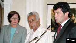 «Elmar Hüseynov demokratiyanın danışan səsi idi»