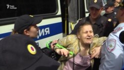 Акція проти знесення будинків: як у Росії затримували протестувальників (відео)