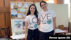  Лора Георгиева и Десислава Иванова 