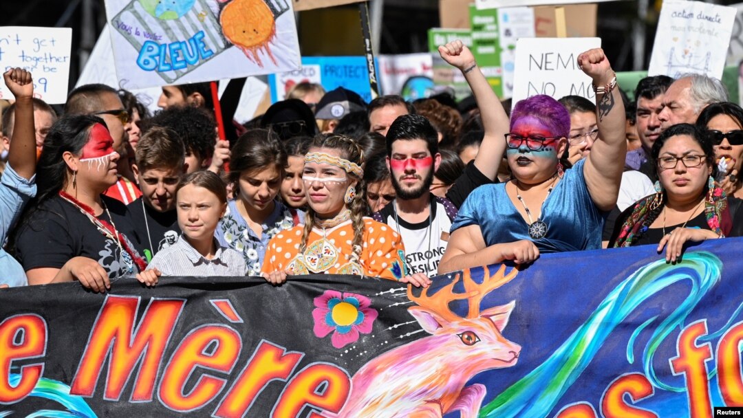 Greta Thunberg la o manifestație pentru apărarea mediului