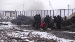 Hundreds Of Refugees Still Sleeping Rough In Freezing Belgrade