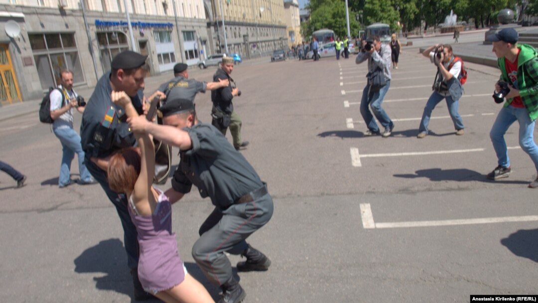Задержания участников гей-парада в Москве