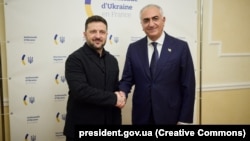 Ֆրանսիա - Ուկրաինայի նախագահ Վլադիմիր Զելենսկու և Իրանի շահի որդի Ռեզա Փահլավիի հանդիպումը Փարիզում, 12-ը մարտի, 2026թ.