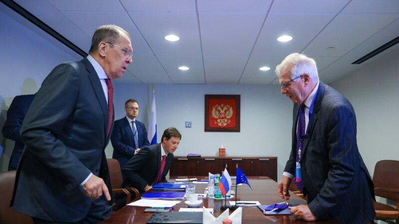 EU u odgovoru Lavrovu pozvala Rusiju da prestane gomilati trupe oko Ukrajine