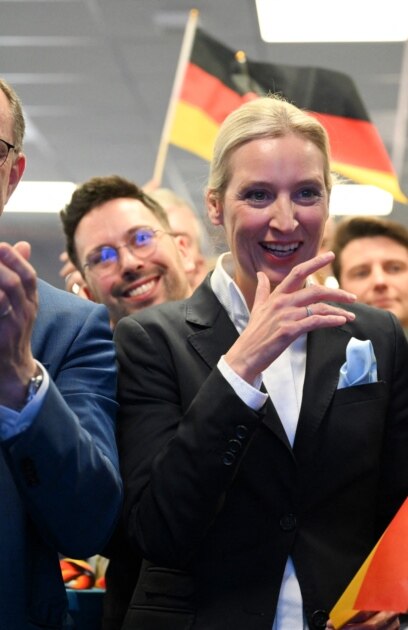 Германското вътрешно разузнаване обяви крайнодясната партия Алтернатива за Германия АзГ