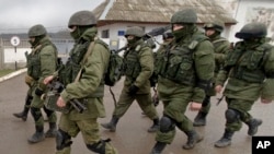 Российские военные в Крыму в марте 2014